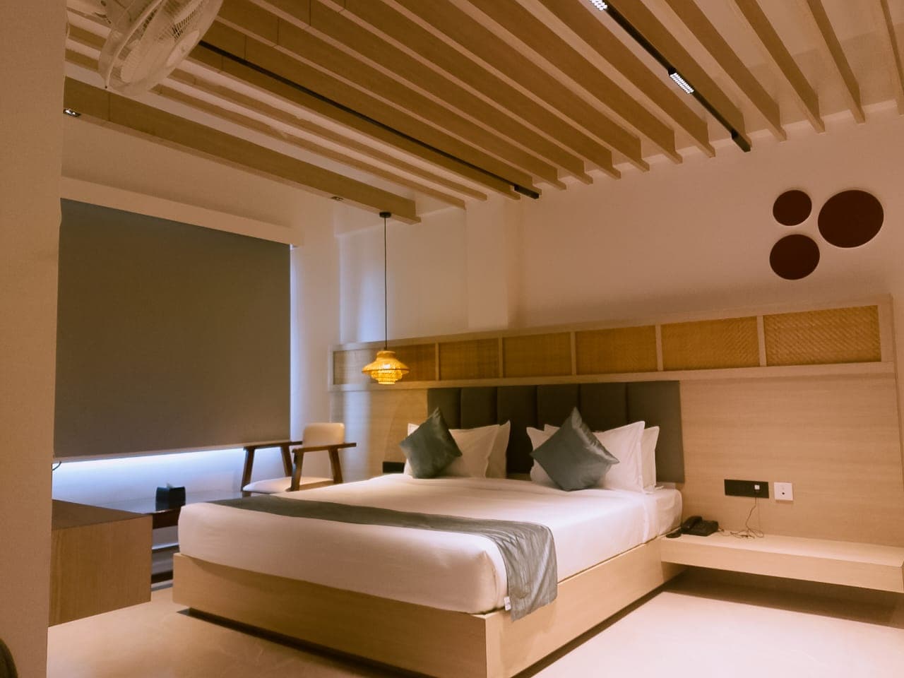 Deluxe Room with Mountain View